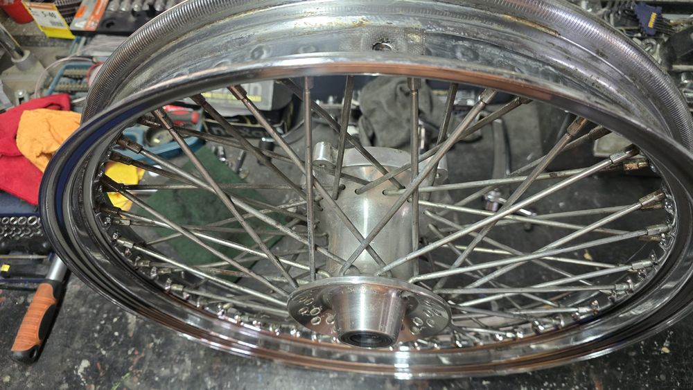 Felgi Honda Shadow VT 600 PC21