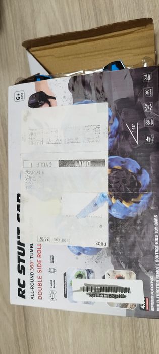 Zdalne sterowany samochód kaskaderski