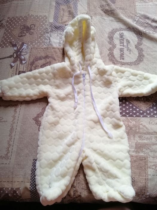 Продам дитячі комбінезони