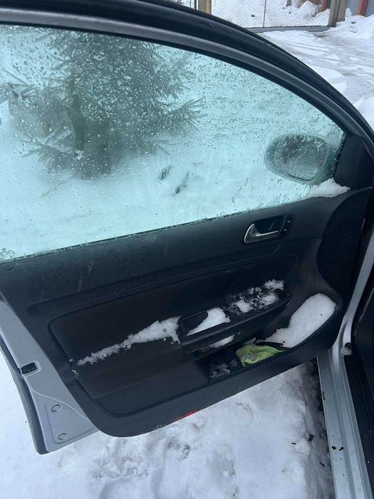 Volkswagen golf 5 2004r 1.6 бензин