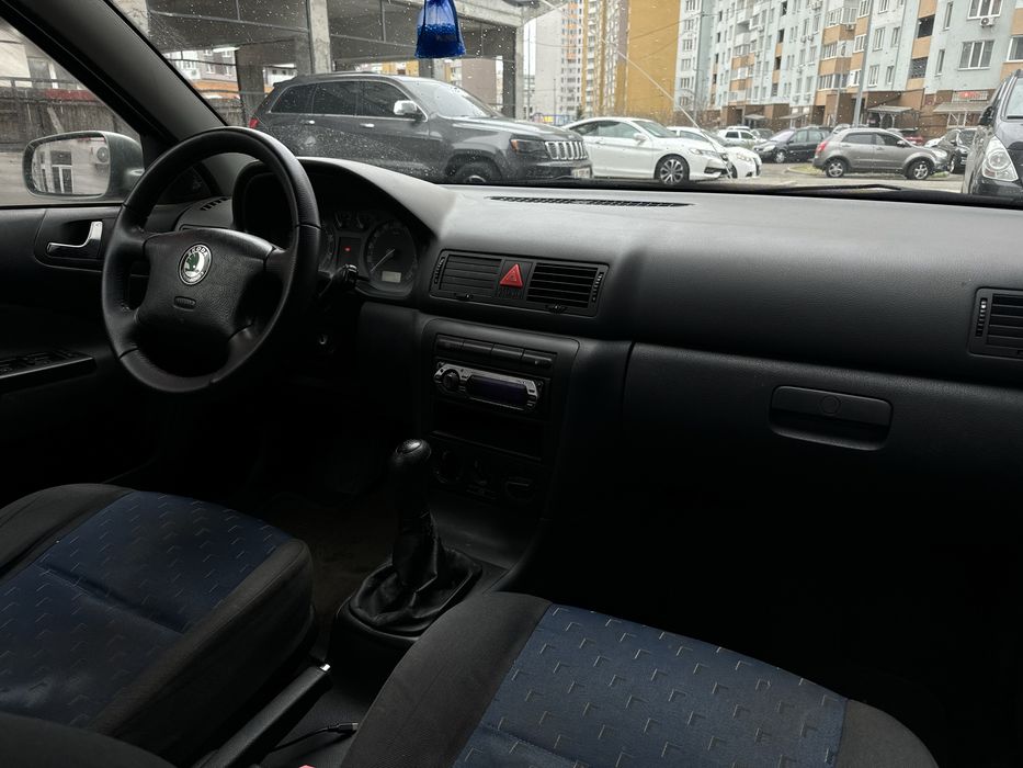 Продам Skoda octavia Tour