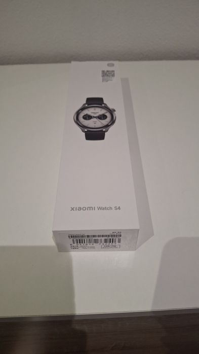 Smartphone Xiaomi 15T 12/256Gb + SmartWatch Xiaomi S4