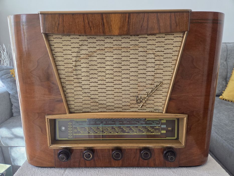 Radio lampowe Tesla Bratyslava 621A Opera Antyk