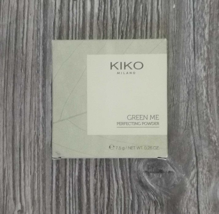 Kiko milano green me Perfecting powder transparentny