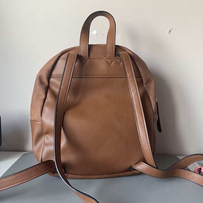 mochila castanha pequena tiffosi