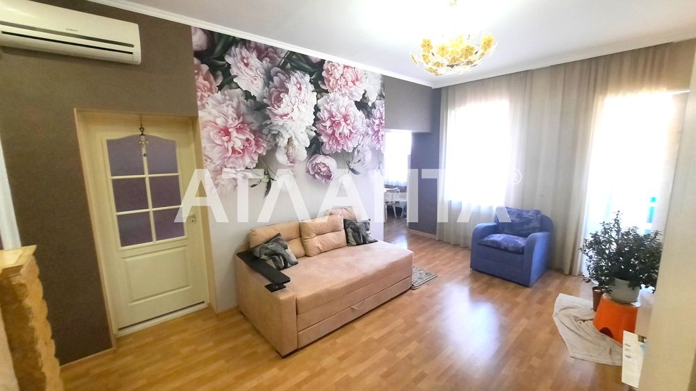 Центр. Продам. 2 комнатная квартира возле парка Шевченко