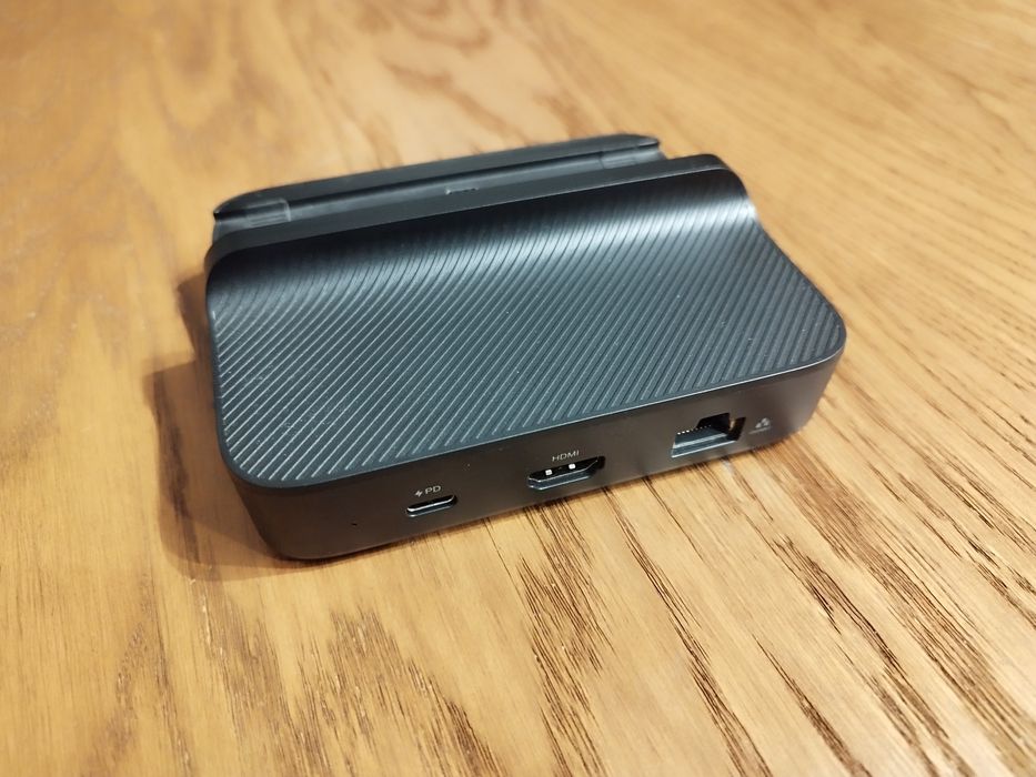 Stacja dokująca Retroid