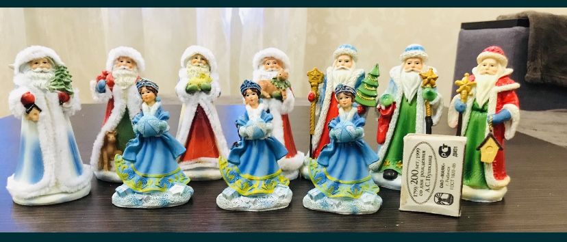 Продам новогодний декор, подсвечники, статуэтки
