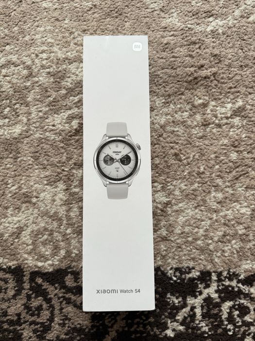 Xiaomi Watch S4.