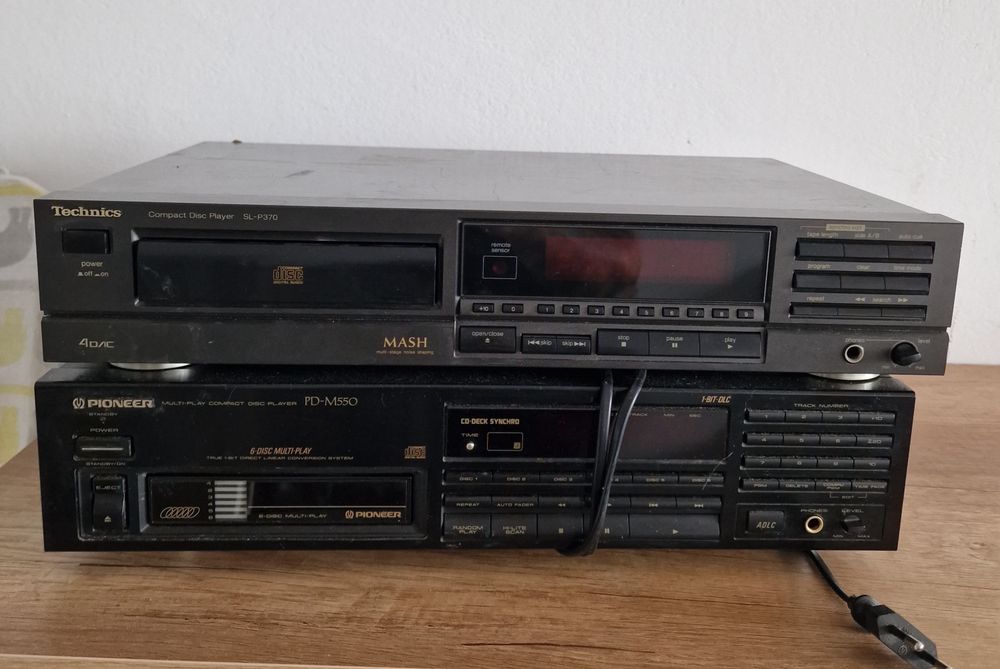 CD pionier PD M550  technics SL P370