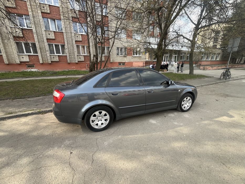 Продається ауді а4б6