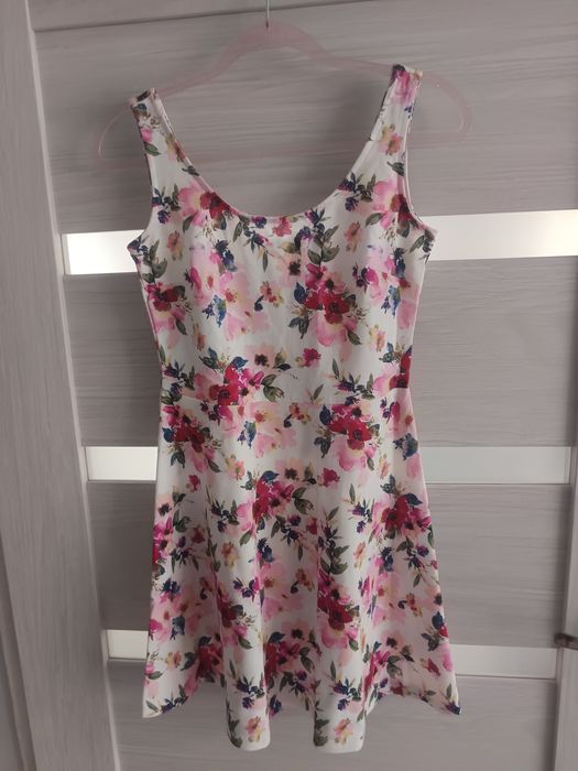 Sukienka damska w kwiaty hit viral style new hot Basic must have retro vintage premium Boho h&m