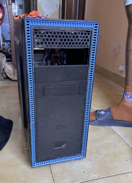 Torre Tritton para computador