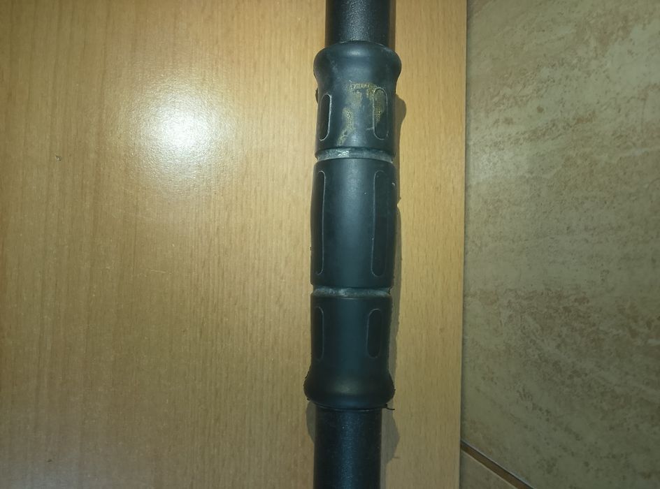 Drążek do ćwiczeń podciągania 75-83 cm.