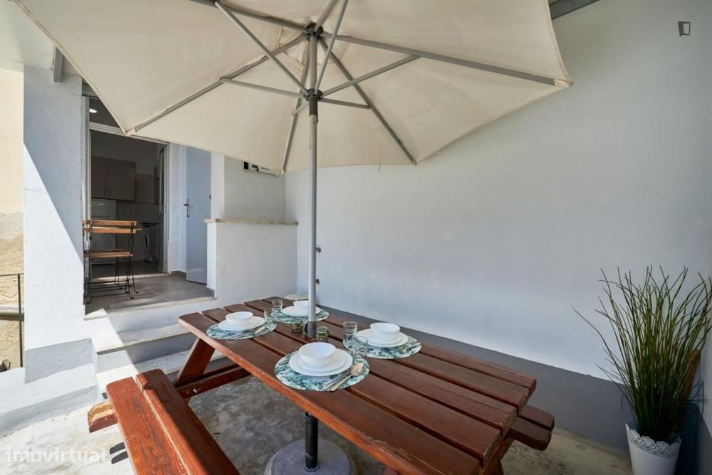 Quarto - localizado em Penha de França Lisbon