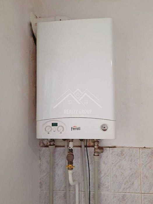 Продається 3К з автономним опаленням