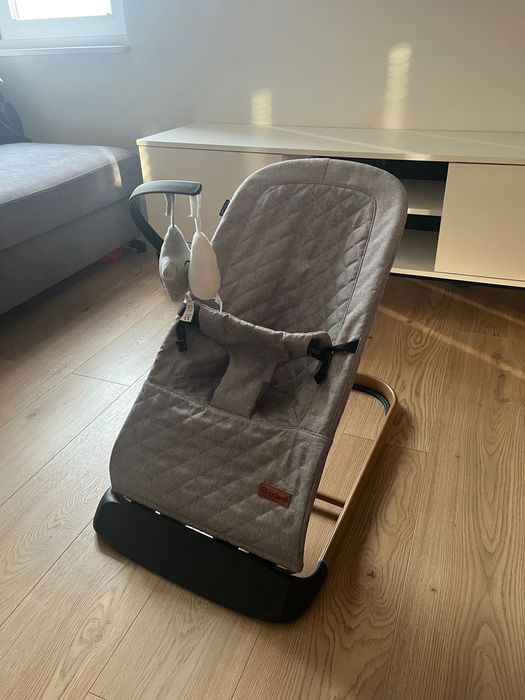 Leżaczek, bujaczek KIDWELL Laro