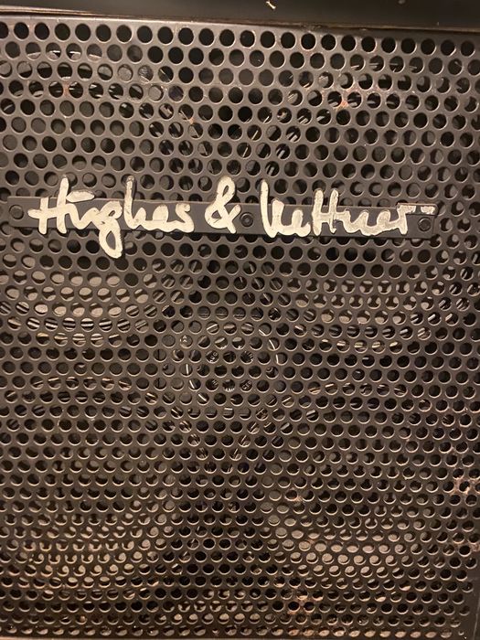 Amplificador baixo hughes & kettner basskik 707