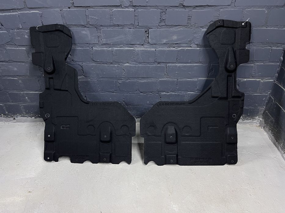 Audi A8 D4 защита днища А8 Д4 защита порогов A8 D4 захист порогу днища