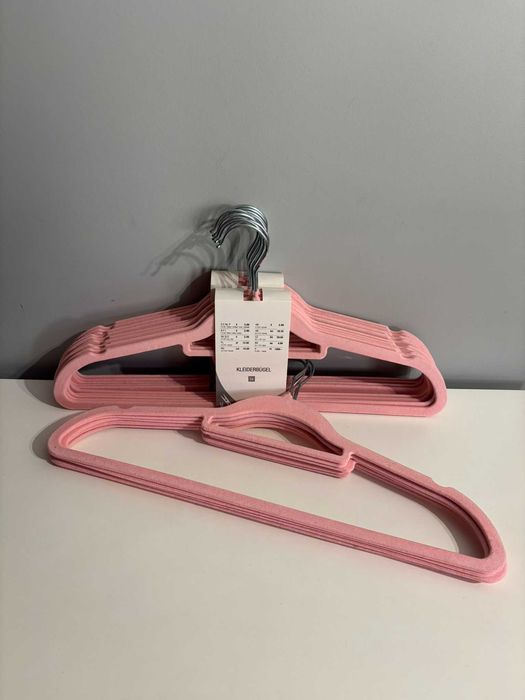 Welurowe wieszaki 15x