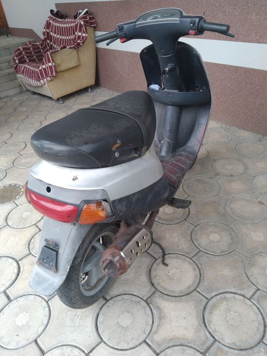 Скутер Piaggio zip