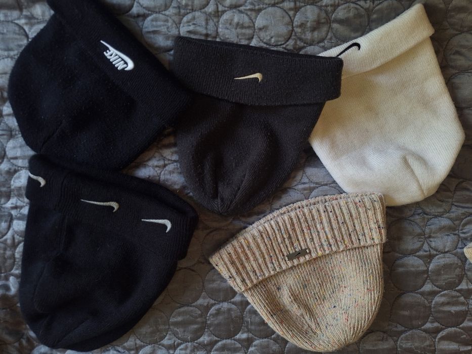 Розпродаж зимових шапок barbour, moncler, adidas, nike