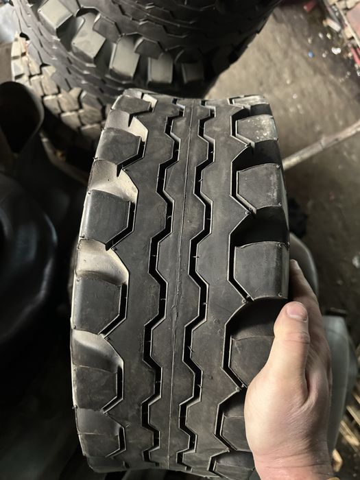 Шини для погрузчика навантажувача кари Балканкар тойота 21х8-9