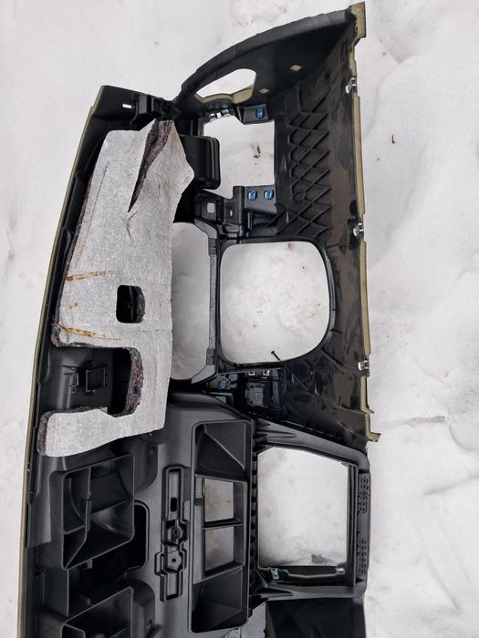 Deska rozdzielcza bmw e90 z poduszka