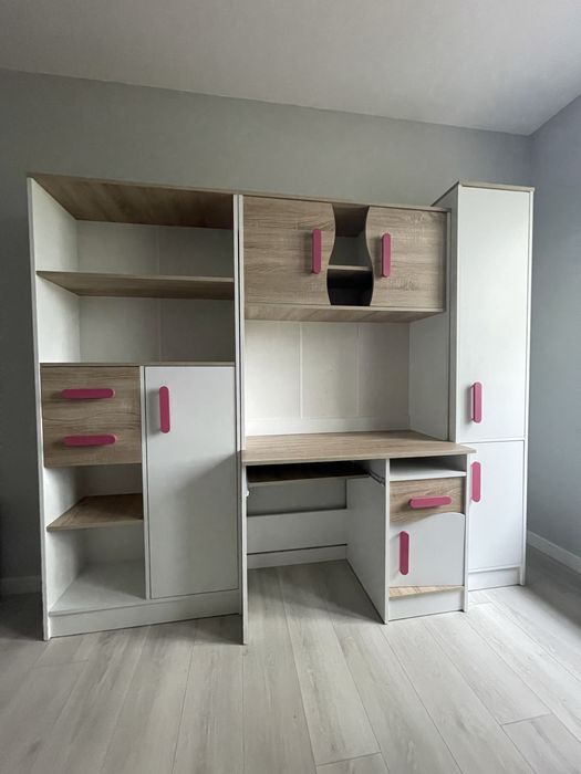 Zestaw mebli bialo-brazowe