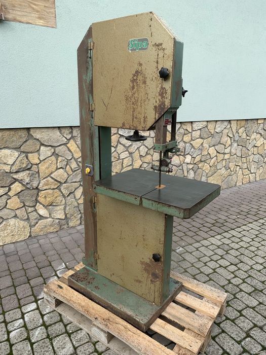 Piła przecinarka taśmowa do drewna banzega SIPA centauro 50 cm 380v