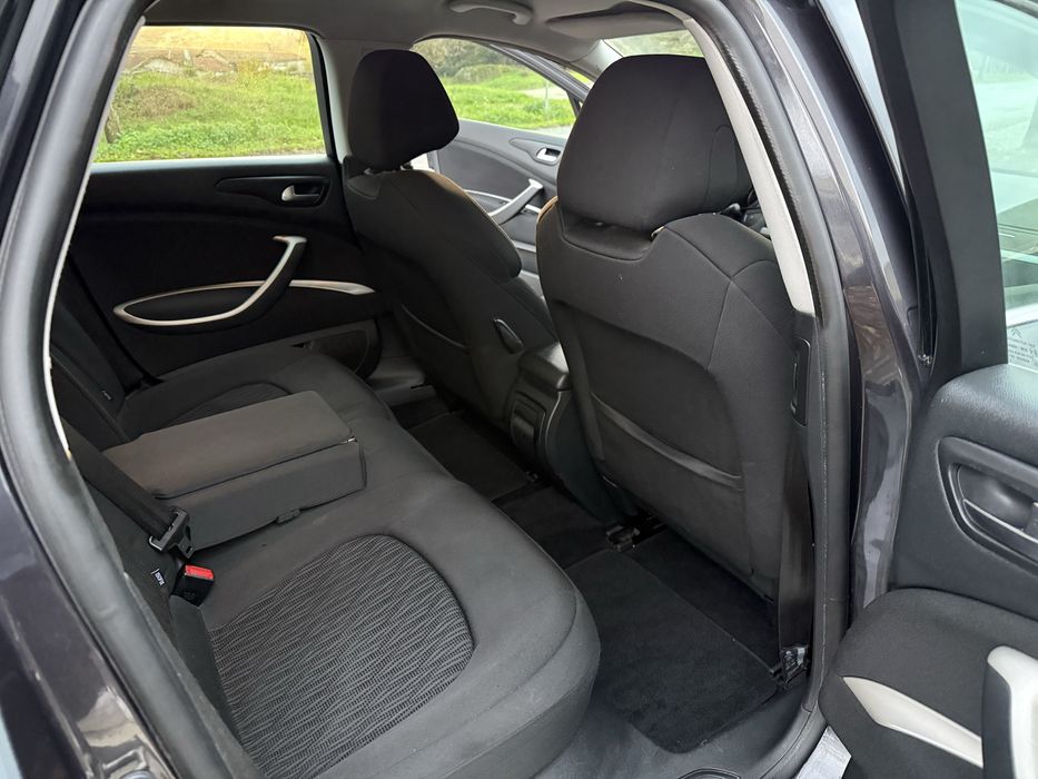 Citroen C5 1.6 eHDI automática