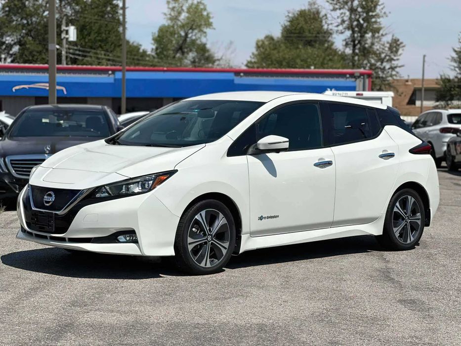 Nissan LEAF SL      2018
