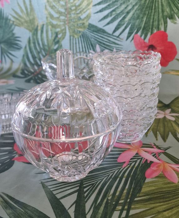 Conjunto de Taças diversas de Cristal e Vidro