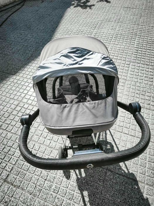 Carrinho passeio Cybex Mios + capa chuva + forro extra + adaptadores cloud z