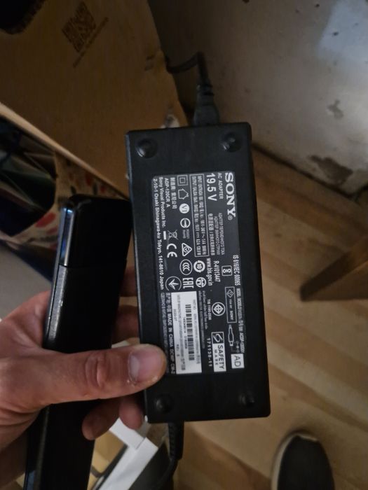 Sprzedam uszkodzony TV Sony 49XH8096