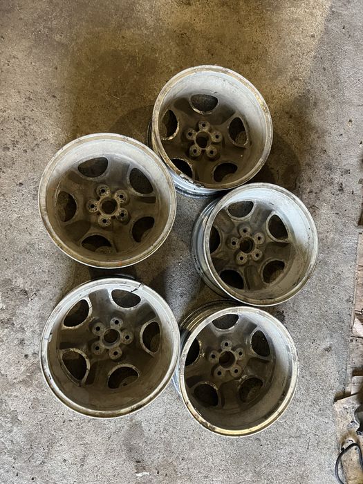 Продам диски R16
