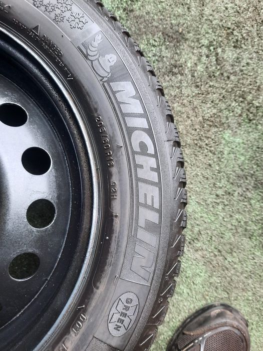 Koła zimowe 16 4×100 Renault Dacia  Komplet 8mm