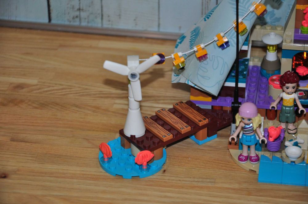 Z0368 Zestaw LEGO Friends 41700-1 Luksusowy kemping na plaży