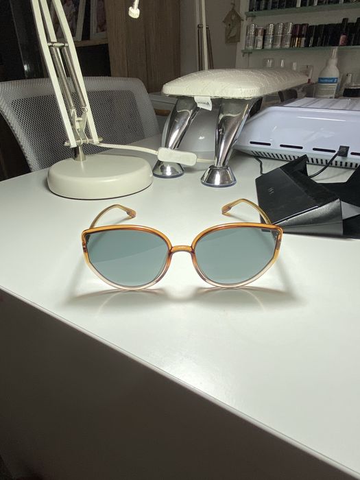 Okulary przeciwsłoneczny dior