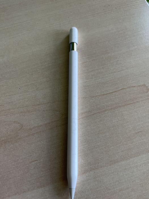 Prawie nowy apple pancil USB-C