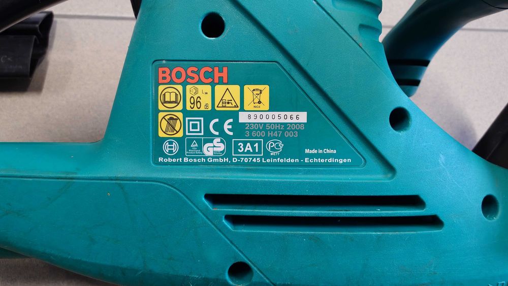Nożyce elektryczne przewodowe Bosch AHS 4-16