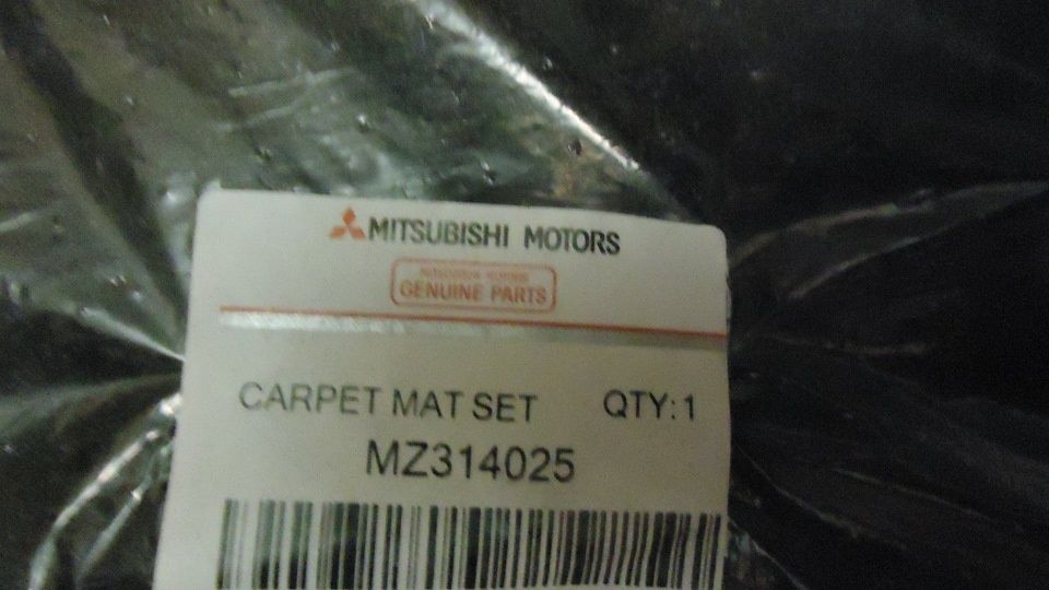 Nowe, oryginalne dywaniki welurowe Mitsubishi Lancer VIII
