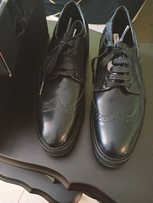 Skórzane buty broksy Massimo Dutti roz 37