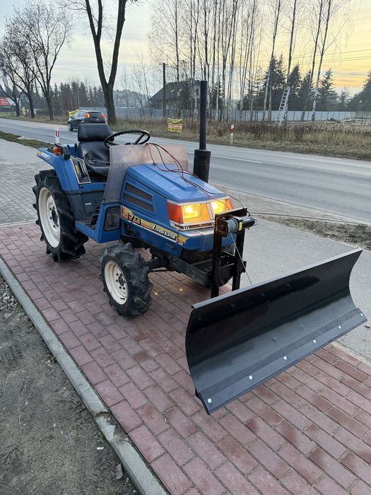 Traktorek japoński iseki landhope 170 4x4 plug do śniegu
