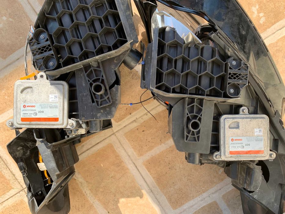 Фара ліва на LAND ROVER DISCOVERY SPORT HSE 2016, оригінал на запчасті