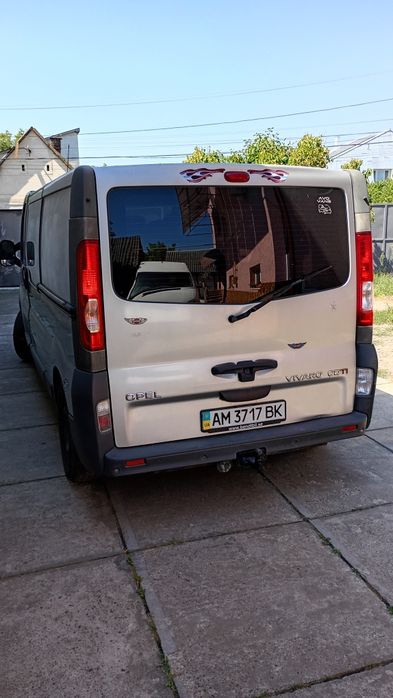 Opel vivaro 2011