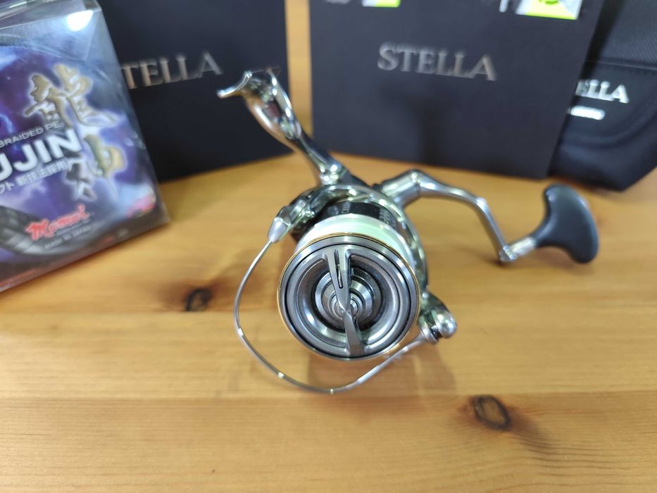 Kołowrotek wędkarski SHIMANO Stella 3000-J