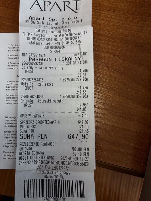 Biżuteria srebrna z cyrkoniami.