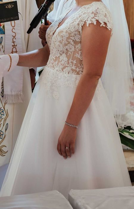 Suknia ślubna 42  Ivory