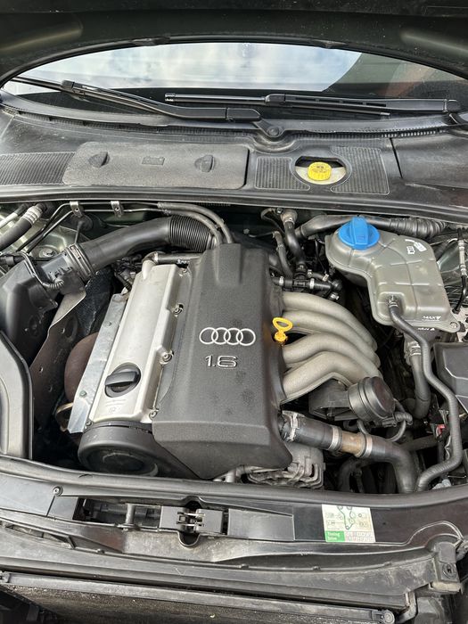 AUDI.A4b6 1.6MPI